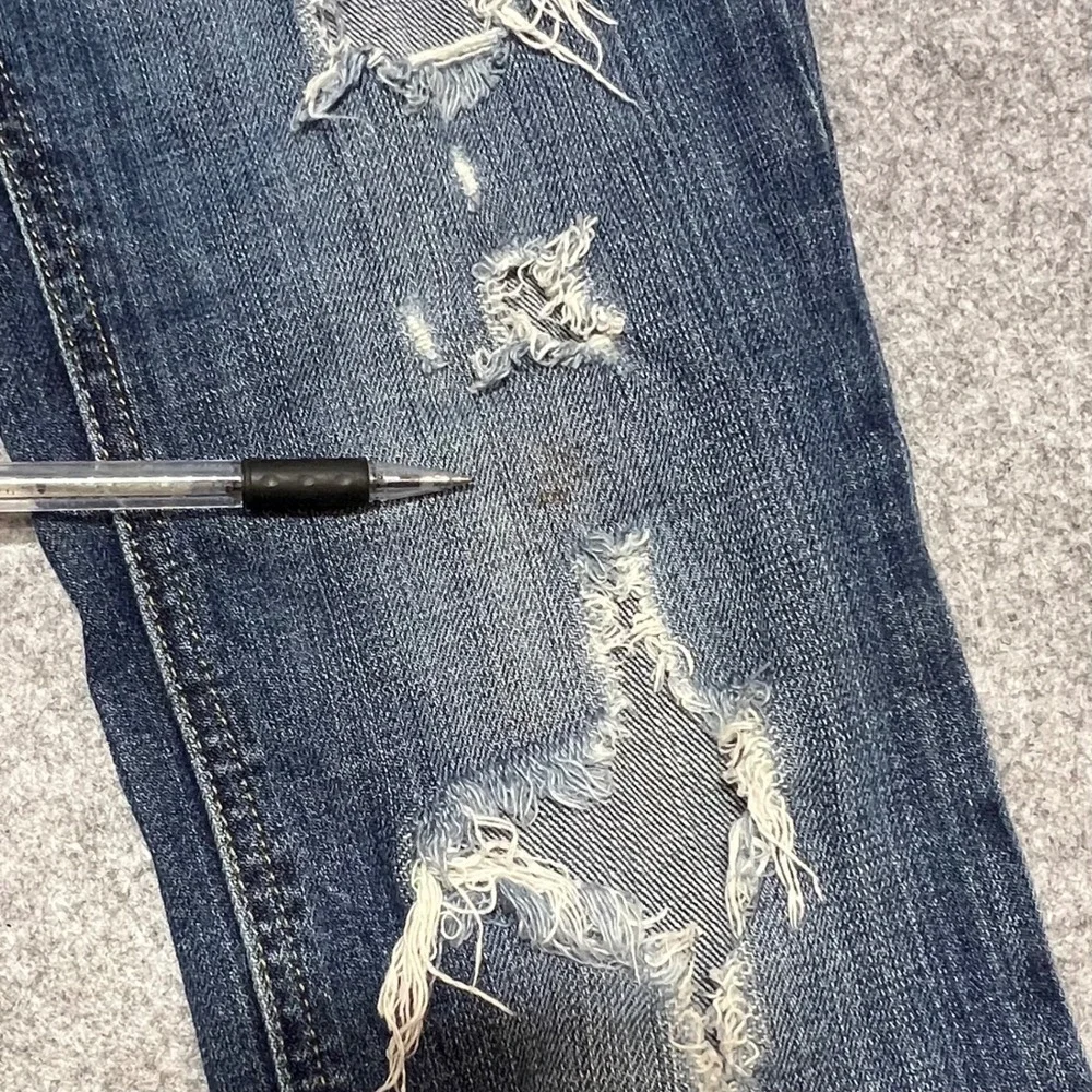 Express Stella Skinny Leg Distressed Ripped Jeans Dark‎ Wash Blue Size 2L 1894
